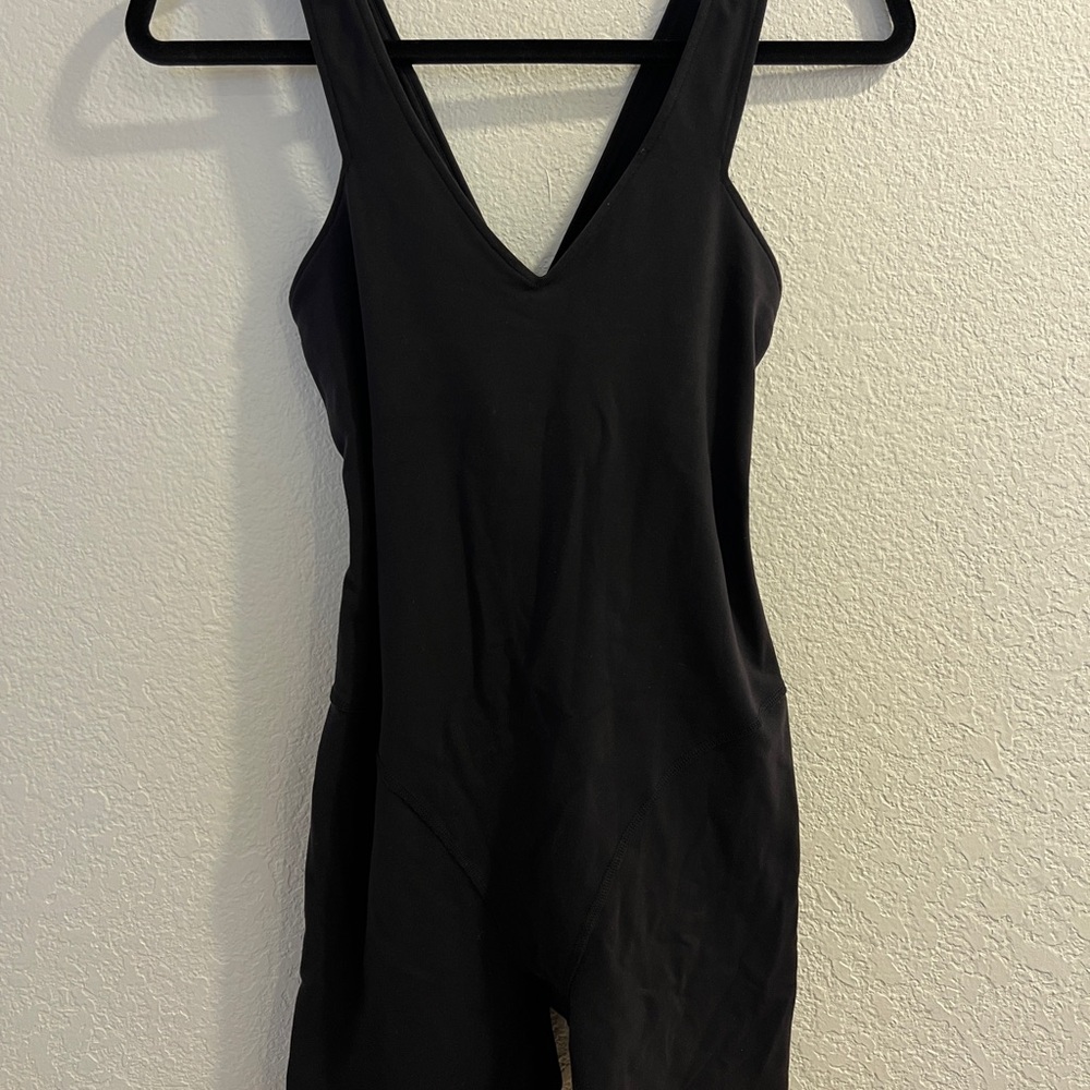 Alo Black V-Neck Sleeveless Romper (US S)